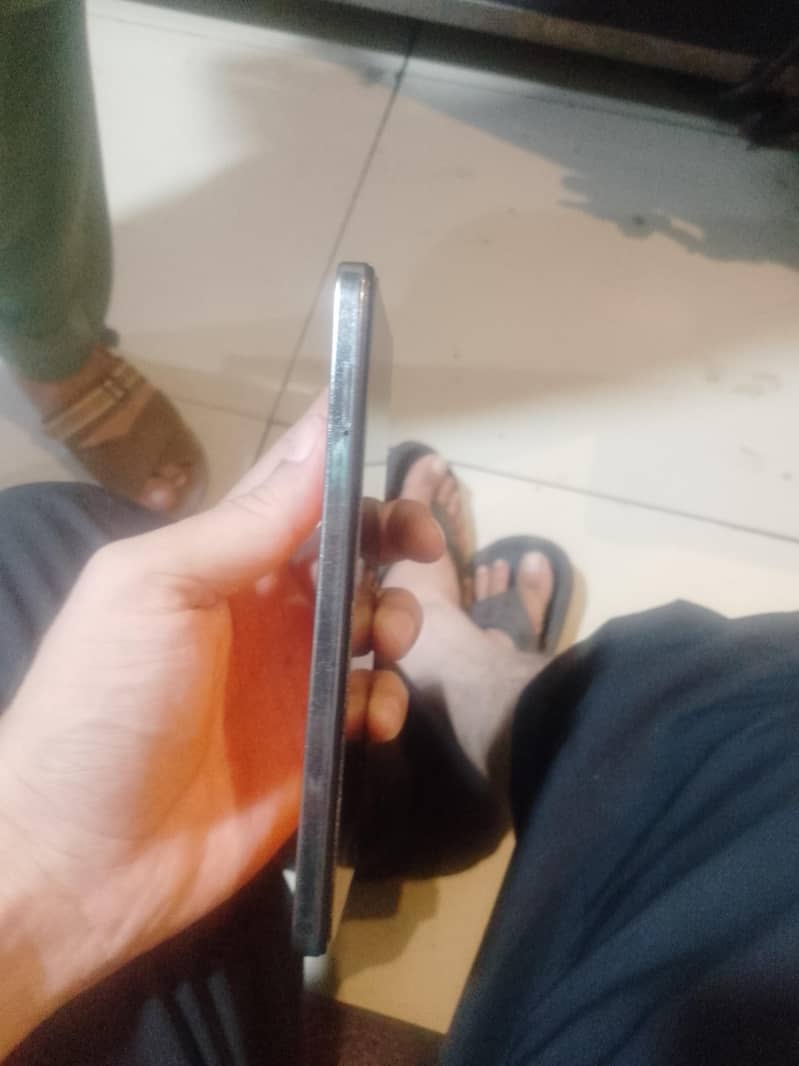 Infinix Note 30 5