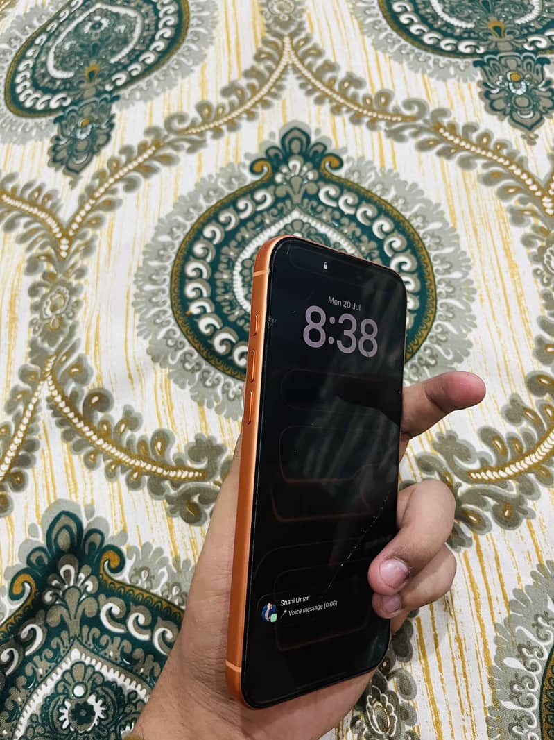 iPhone 17 pro max 4