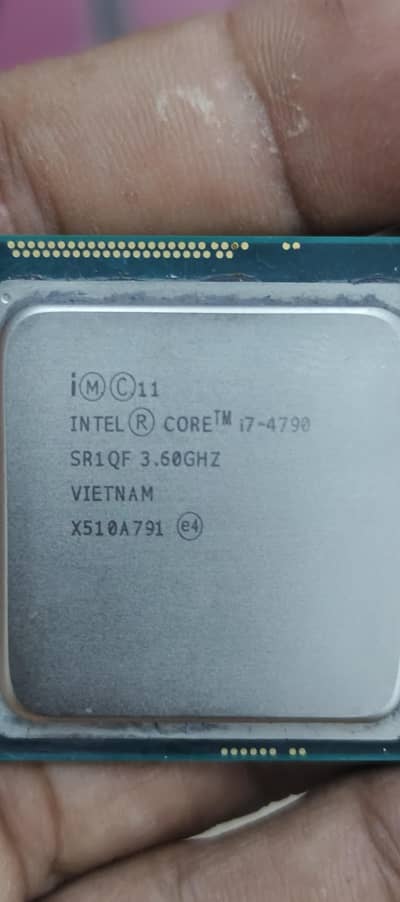 intel i7 4th gen 4790 proccesor mint condition