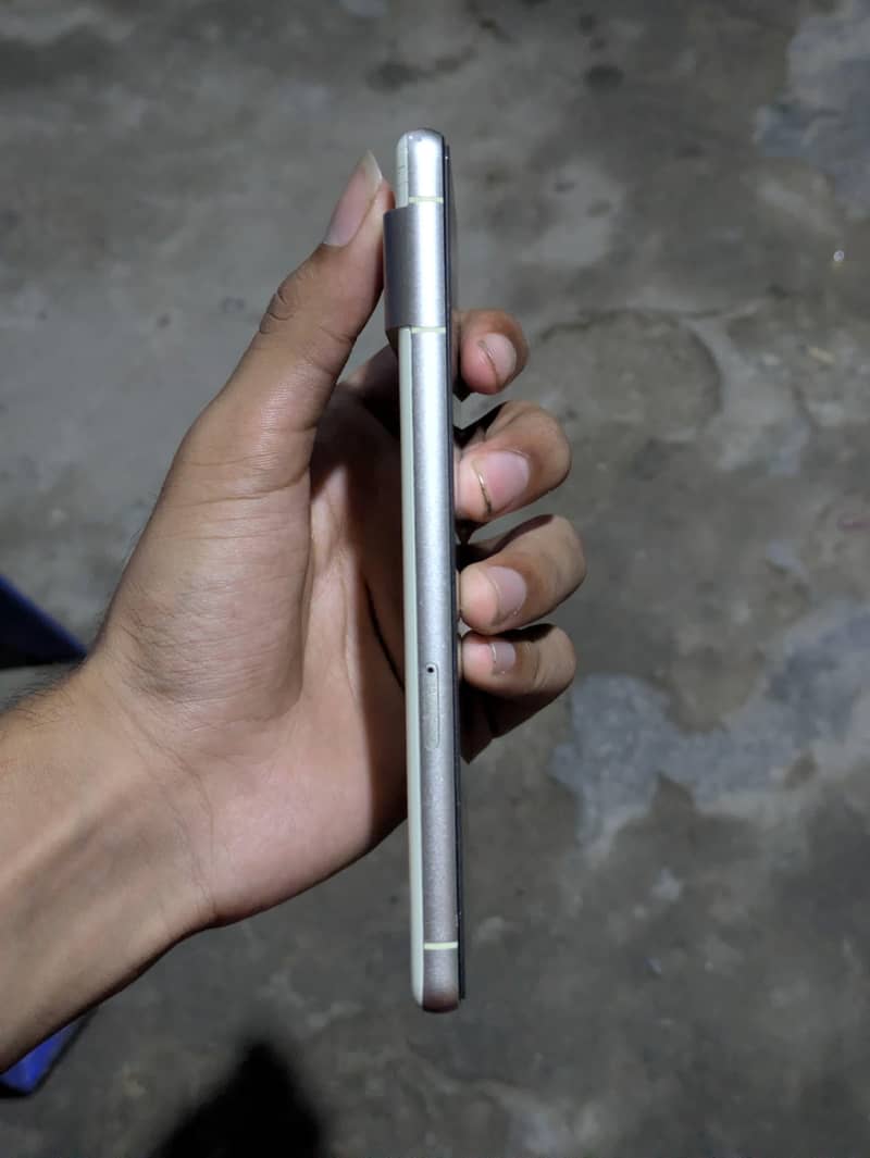 Google Pixel 7 2