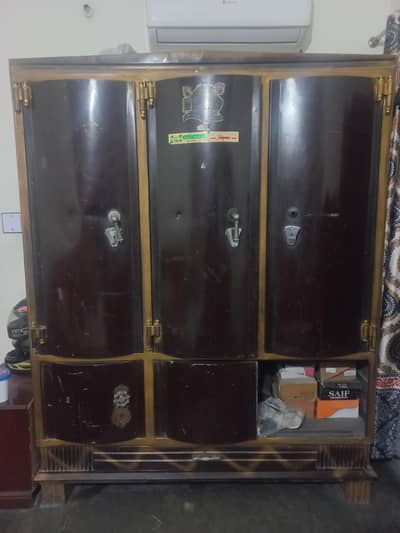 pure iron wardrobe just need paint work