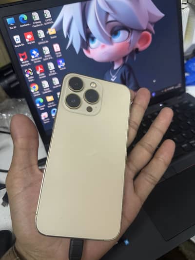 iPhone 13 Pro    iCloud locked glass crack