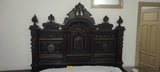 Haveli wooden bed set
