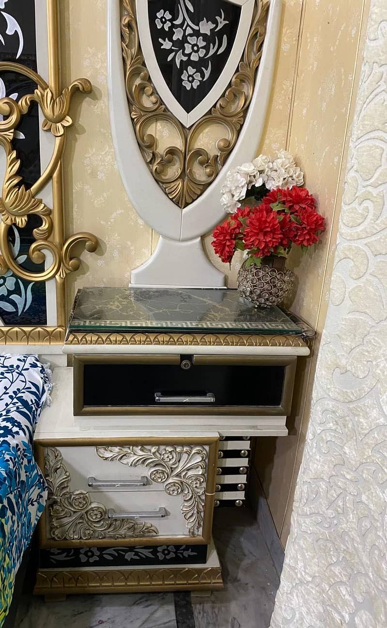 Deco bed 6