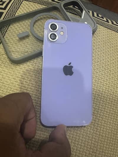 Apple iPhone 12