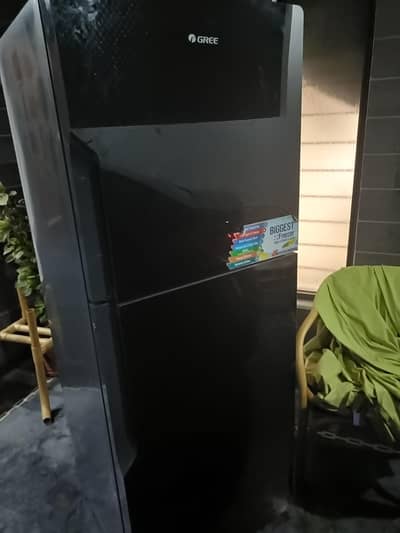 Gree Refrigerator GR-8890