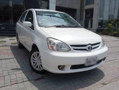 Toyota Platz 3/7