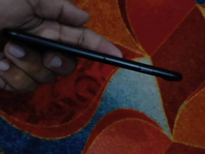 Apple iPhone 7 2