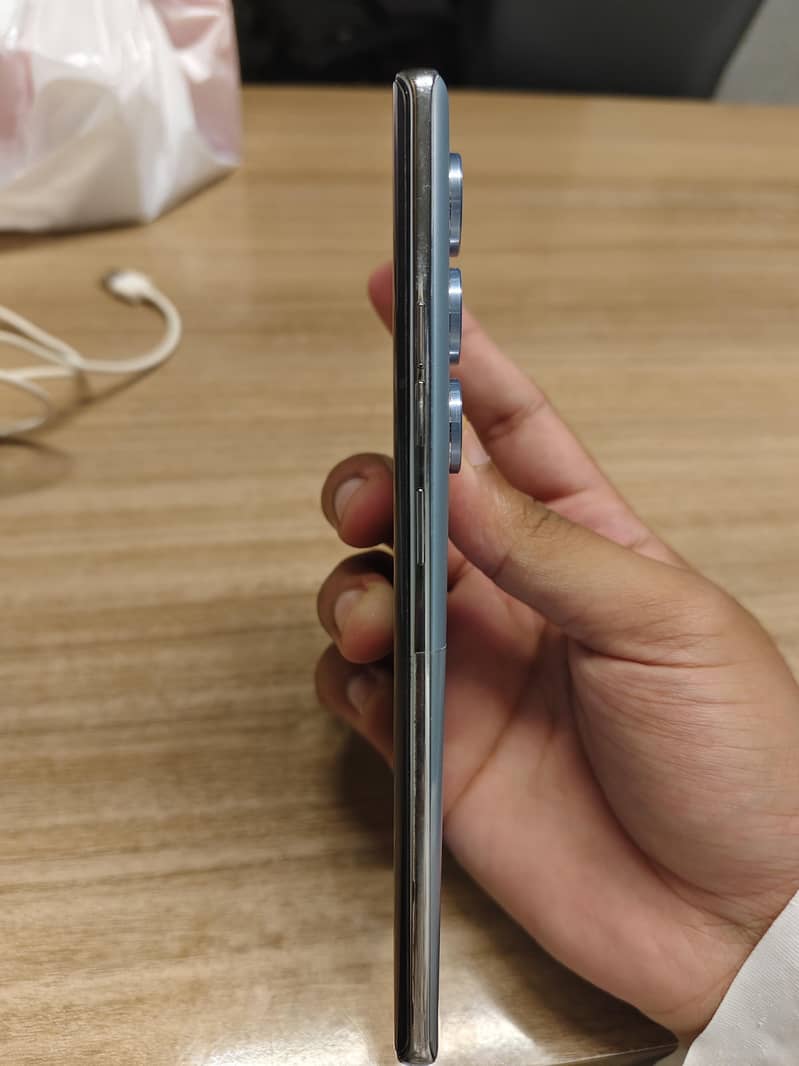 Tecno CAMON 40 Pro 4