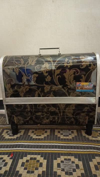 Brand New Original singer With cover 10 saal warranty
