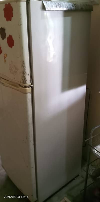 Dawlance refrigerator condition 10/10