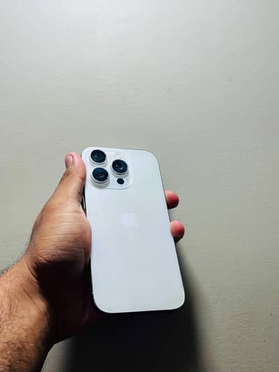 iPhone 16 Pro 128 Gb jv with Box
