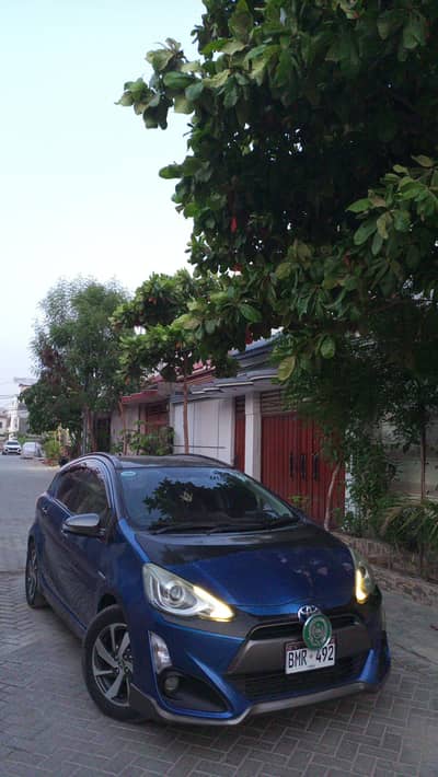 Toyota Aqua 2015