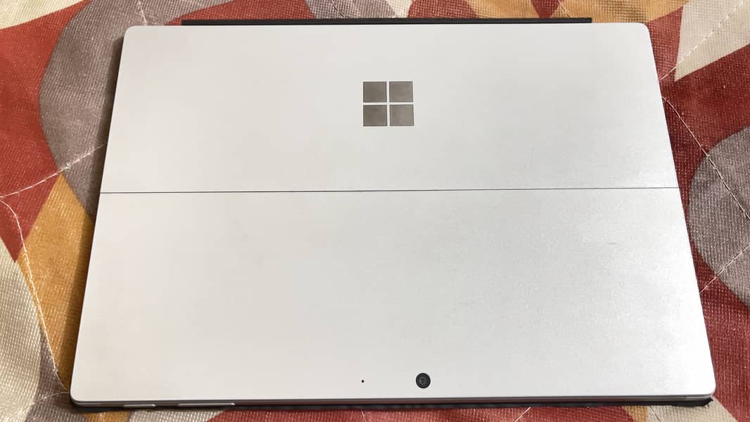 Microsoft Surface Pro 7 4