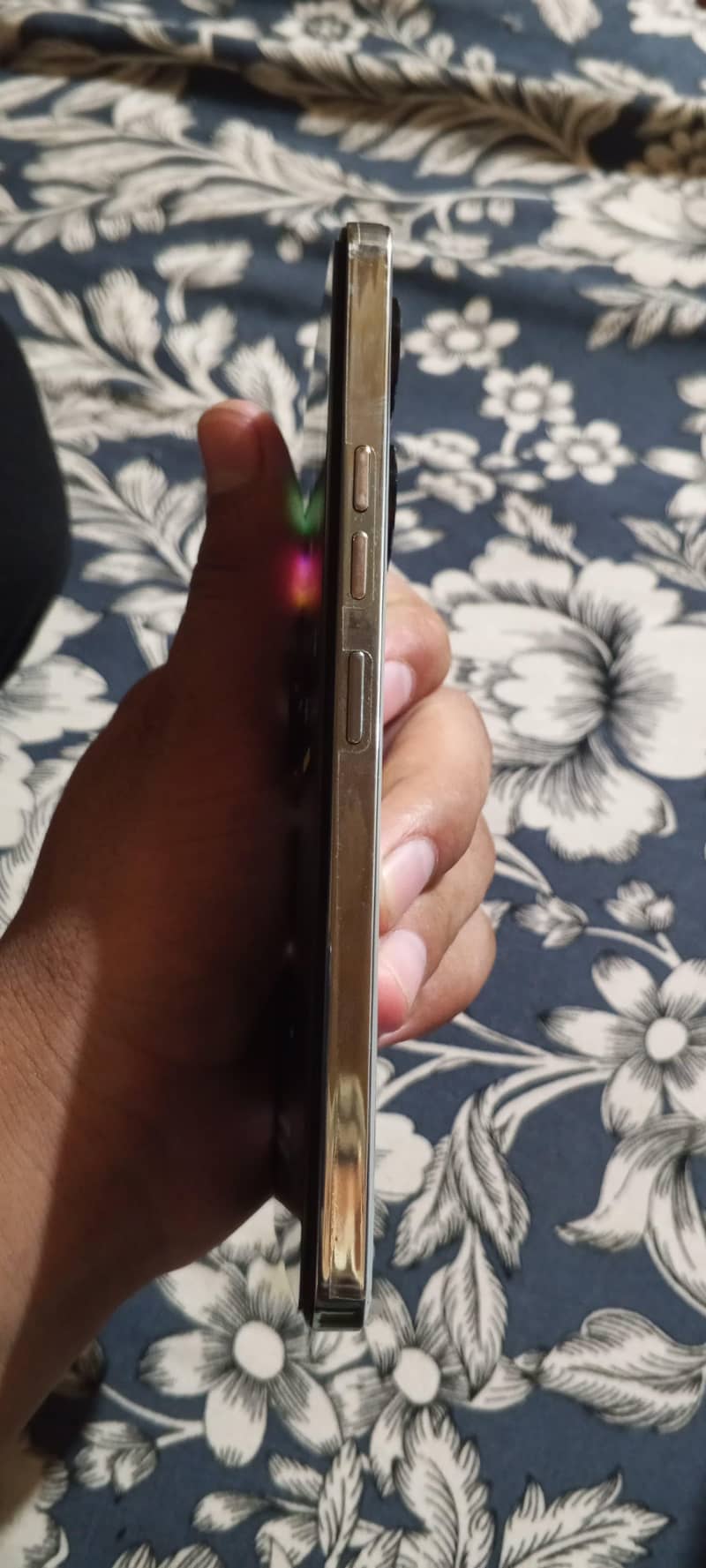 Tecno CAMON 20 2