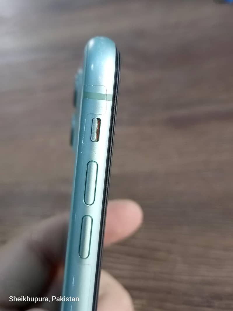 Apple iPhone 11 6