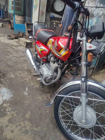 Honda 125 2025 model Islamabad register