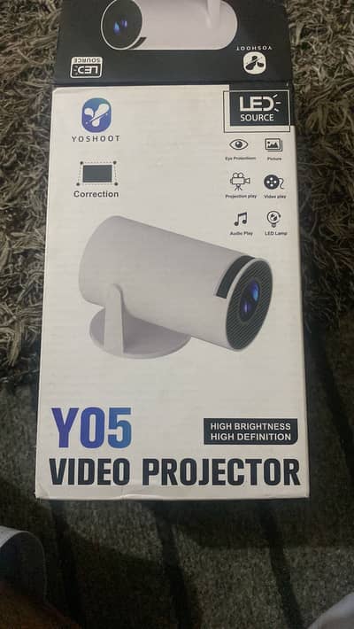 Yoshoot yo5 led smard projecter(wifi,bluetooth)HDMI  full hd support