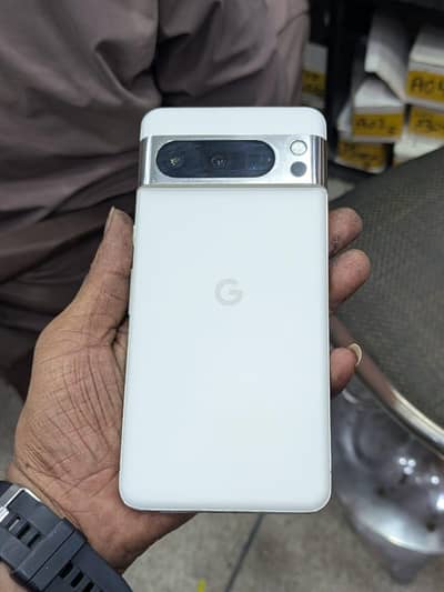 Google Pixel 8 Pro