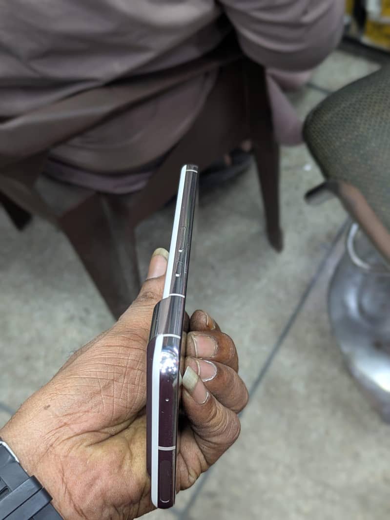 Google Pixel 8 Pro 4