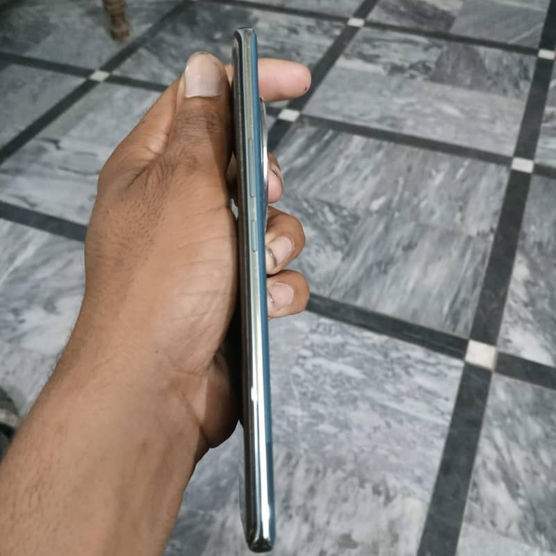 Infinix Zero 40 4