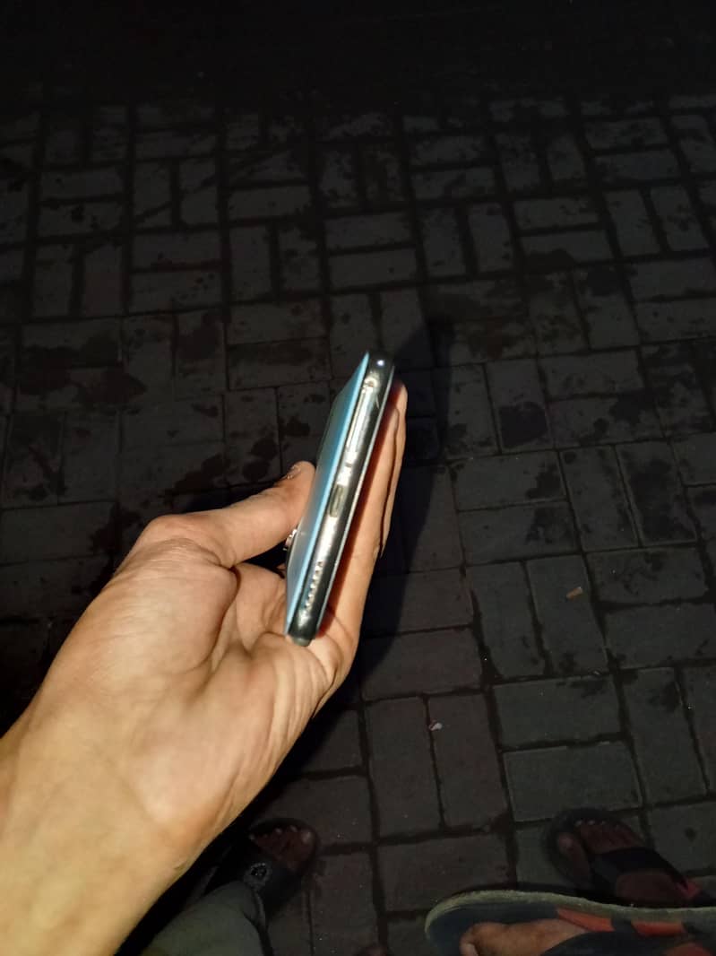 Tecno CAMON 40 Pro 1