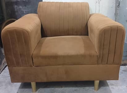 Brand New Modern Fluted Velvet Sofa Set (3 + 2 + 1 Pieces) - Gold Legs