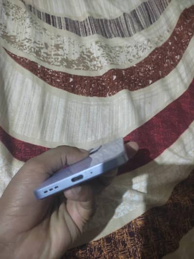 opoo Reno 11f 5G  10/9 condition Mobil 5G sport krta h