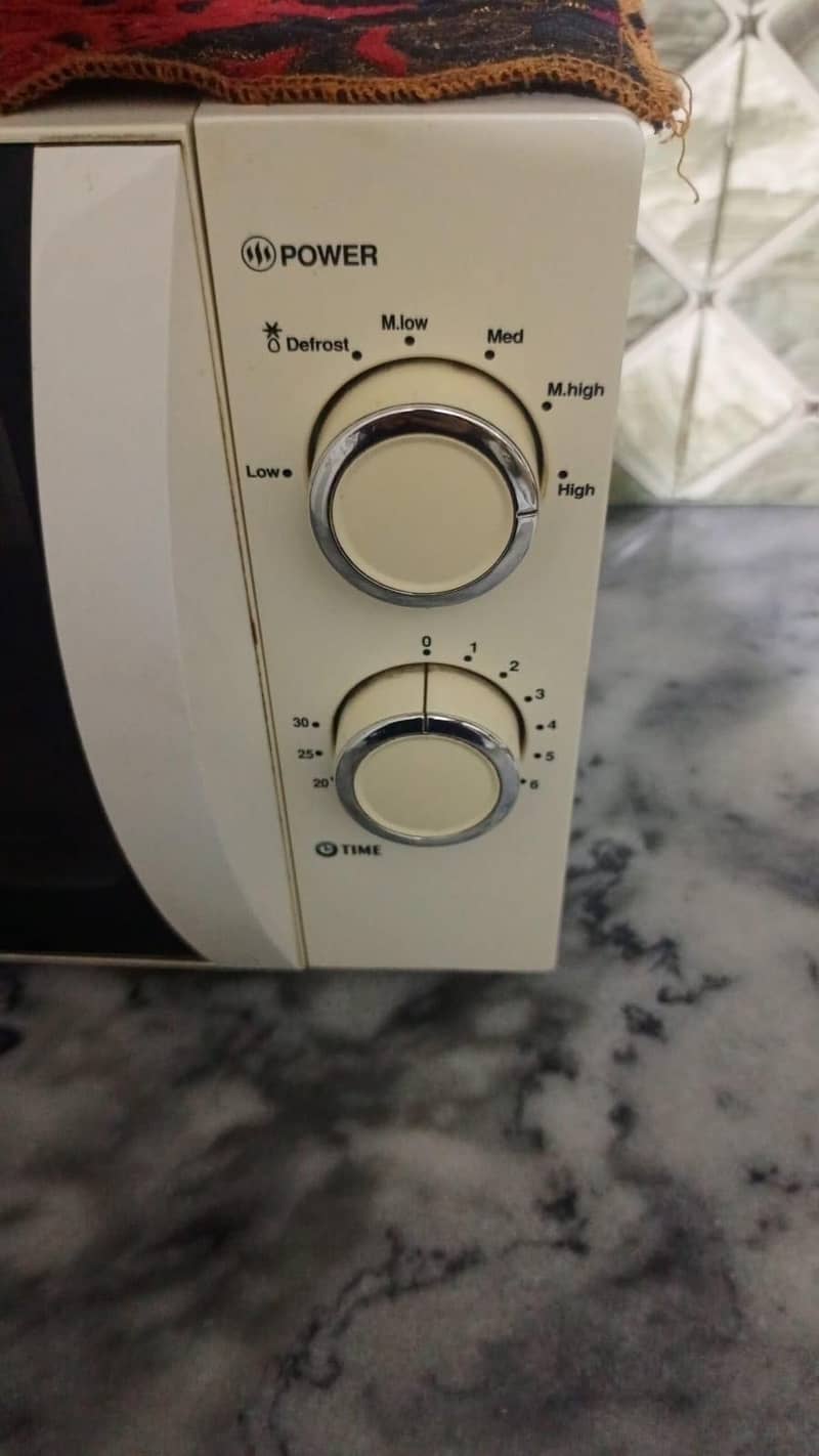 microwave 1