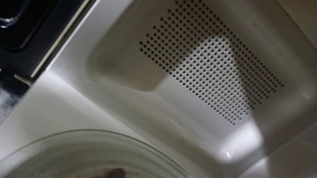 microwave 3