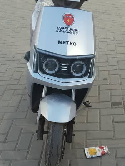 metro scoty m6 littium bettry 1month use