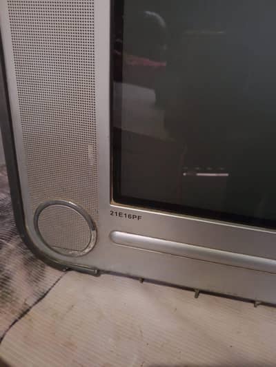 TCL 10L