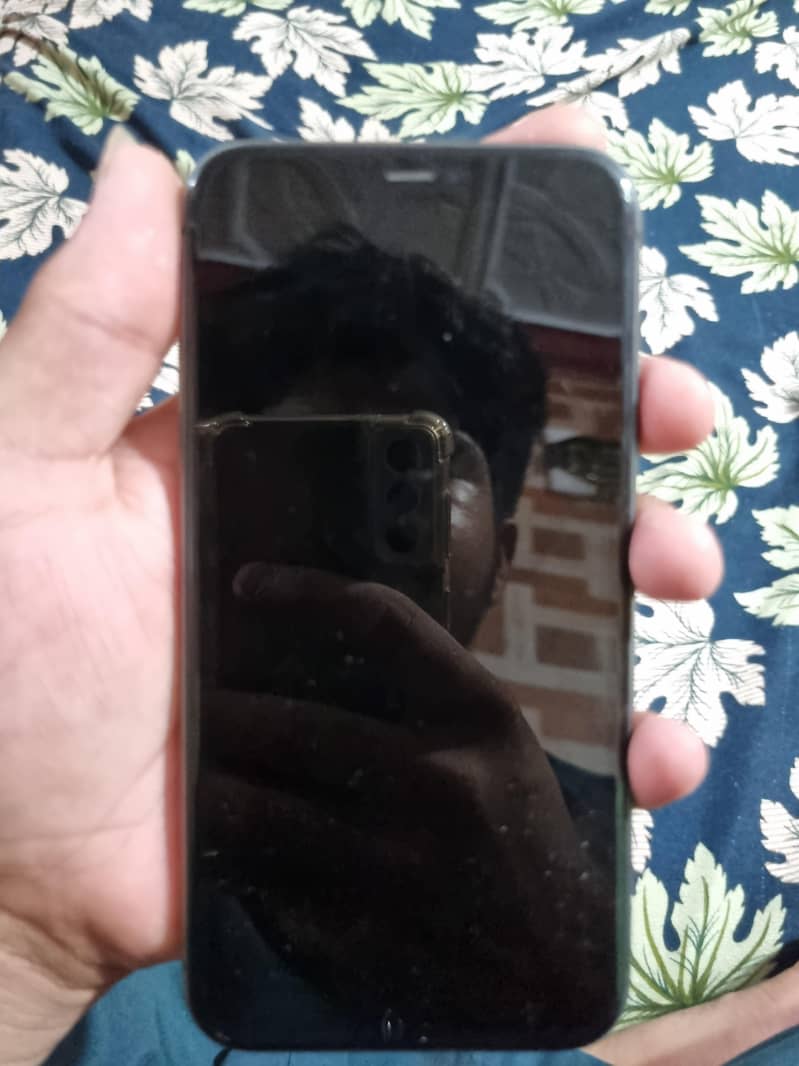 Apple iPhone 11 2