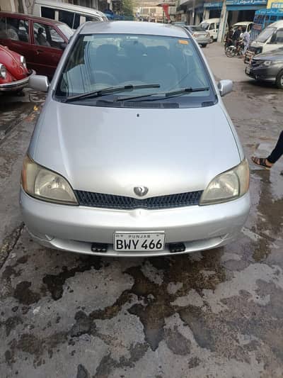 Toyota Platz 2001