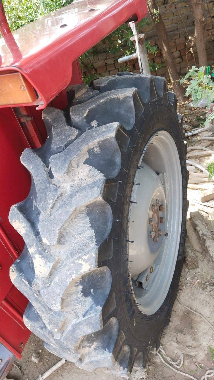 MF240 Tractor 2