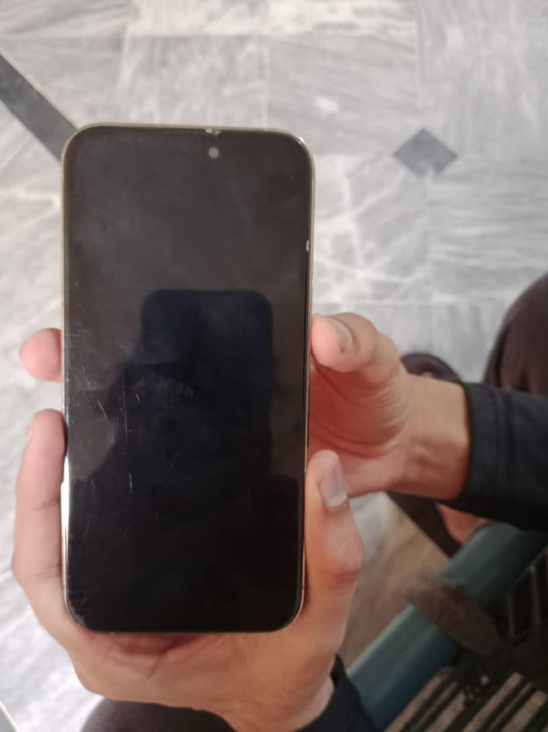 iphone 14pro max 4