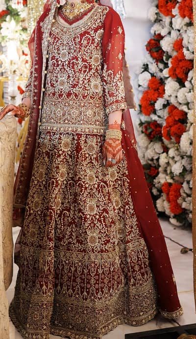 Heavy Bridal barat lehnga maroon&gold