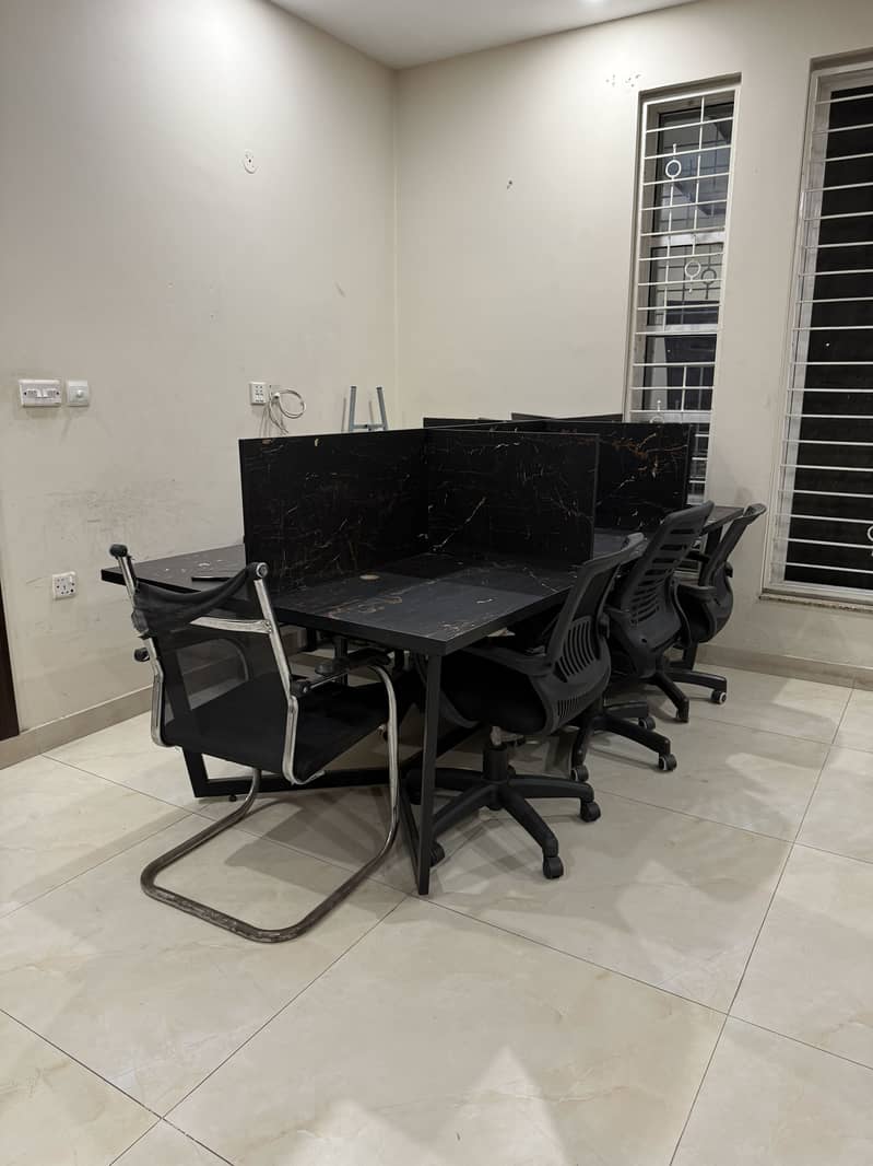 Executive Table 6x6 3