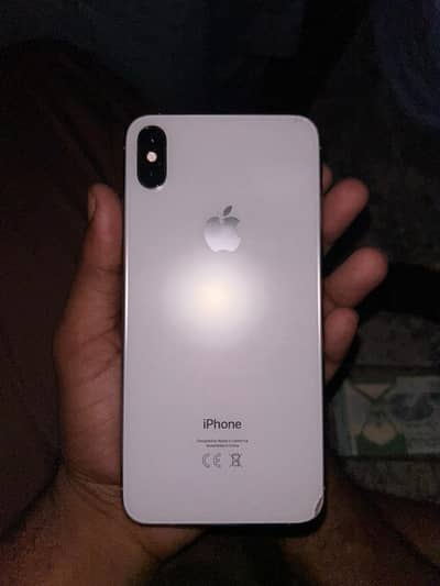 Apple iPhone XS Max FACTORY UNLOCKED
