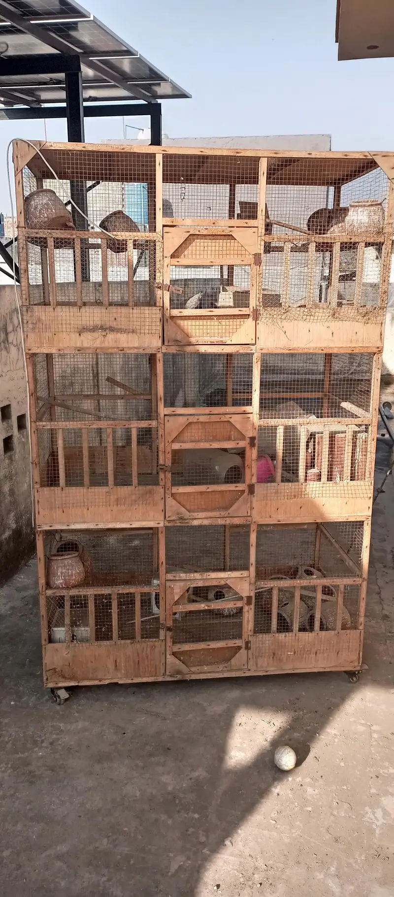 hen cages — photo 3