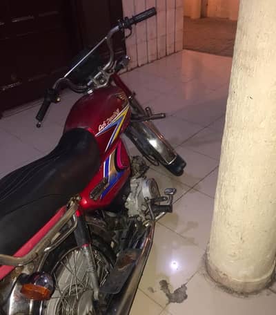 Honda CD=70 for sale auchi condition hi