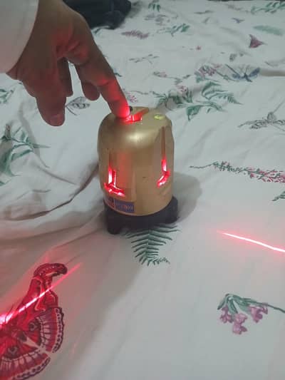 Laser Level Machine