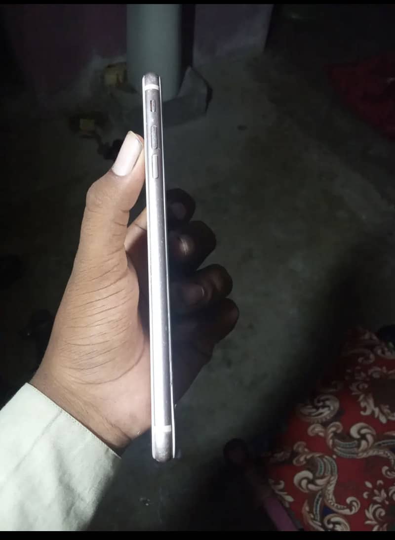 iPhone 8 Plus 3