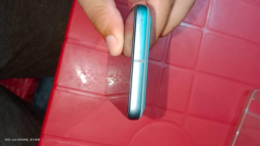 Google Pixel 8 3