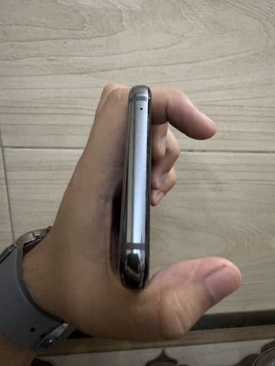 LG G8 ThinQ