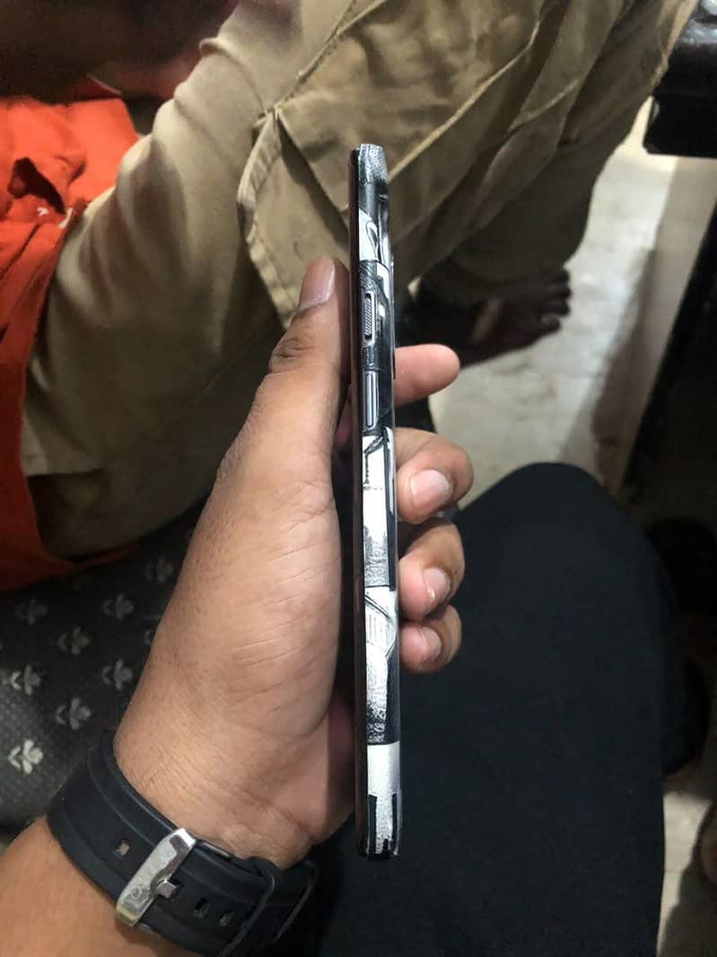 One Plus 7 Pro 5