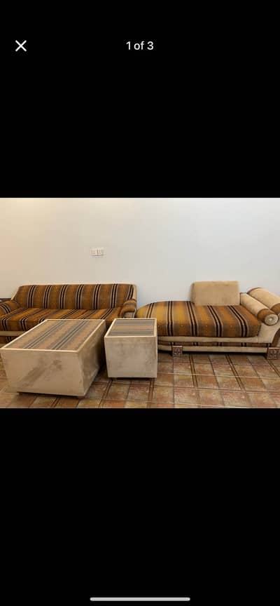 Sofa set with table