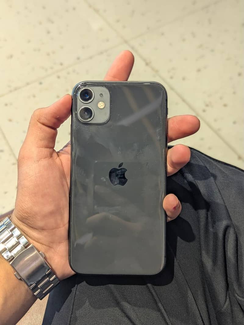 Apple iPhone 11 0