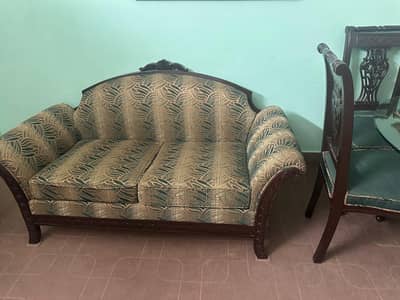 7 seater sofa set good condition for sale