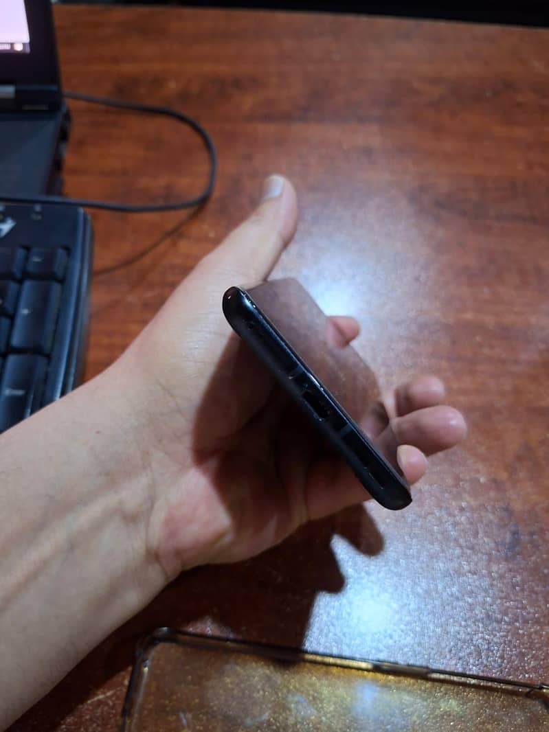 One Plus 10 Pro 6